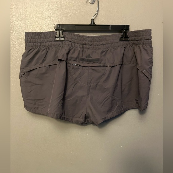 Adidas Stella McCartney shorts - gray lightweight running shorts w/liner - Picture 2 of 9